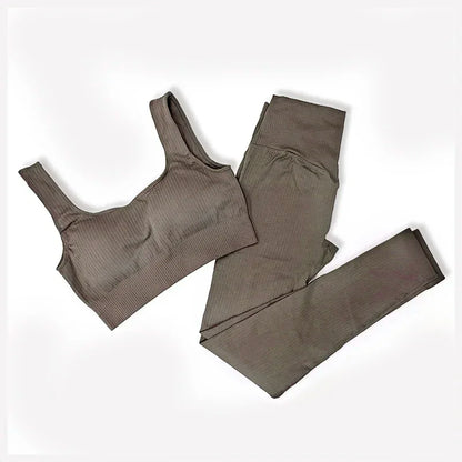 Women's Seamless Yoga Set - Athletic Workout Clothes with Long Sleeve Crop Top and Leggings
