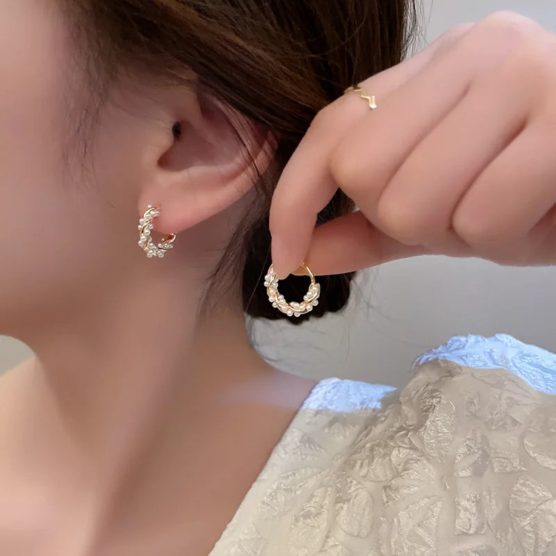 Korean Simple Circle Pearl Earrings