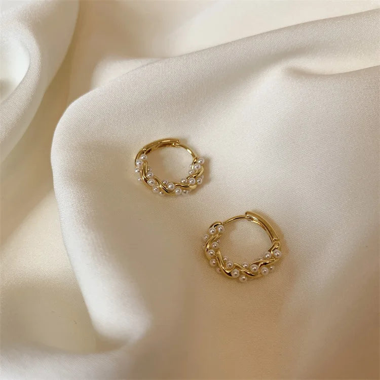 Korean Simple Circle Pearl Earrings